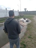 Un preso trabajador de Liberté, describió el doloroso momento de la despedida en cada visita