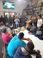 Francisco nos sigue visitando con integrantes de su grupo solidario